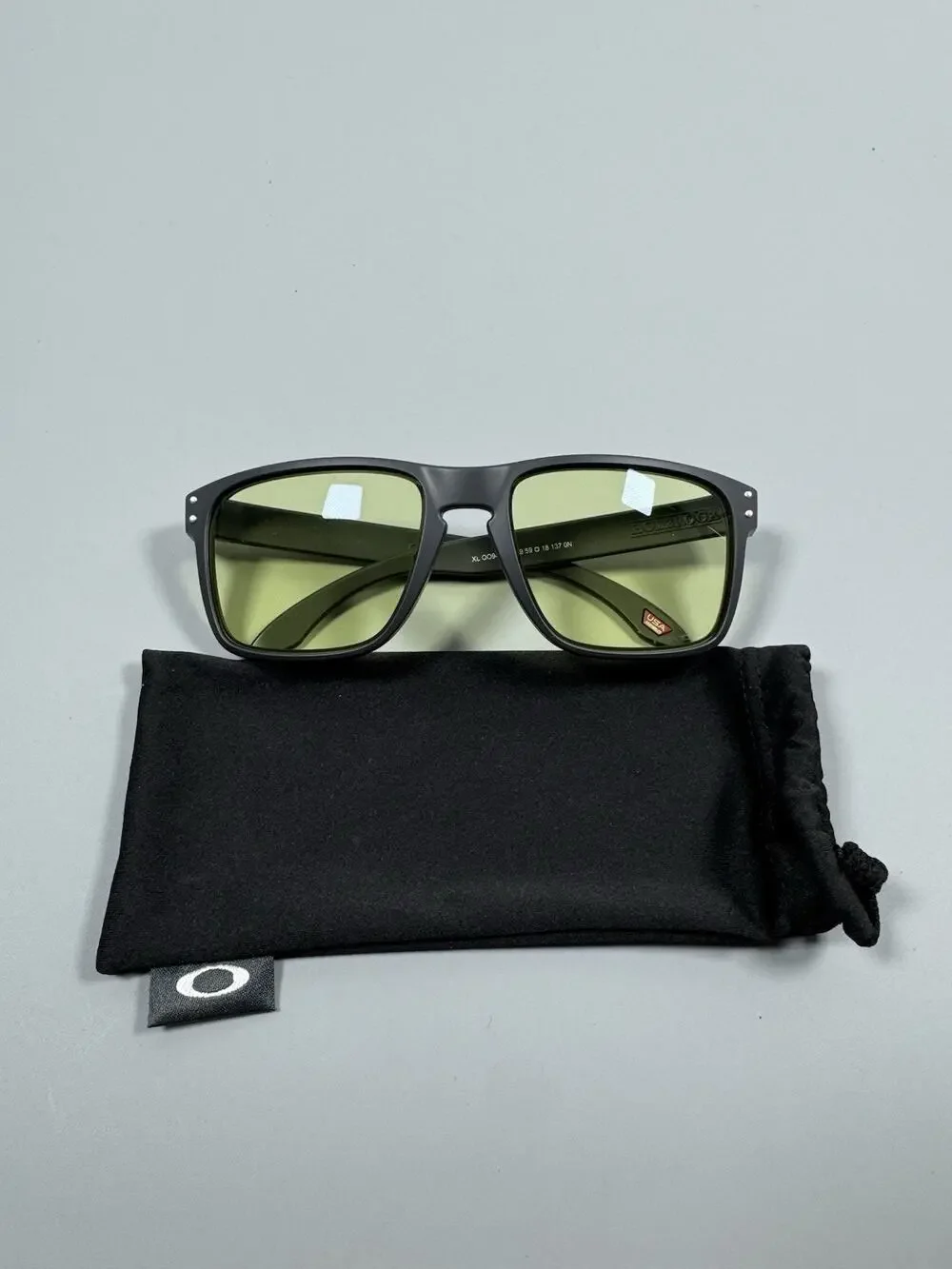 Oakley Men's OO9417 Holbrook XL Square Sunglasses Matte Carbon 59mm Full Rim